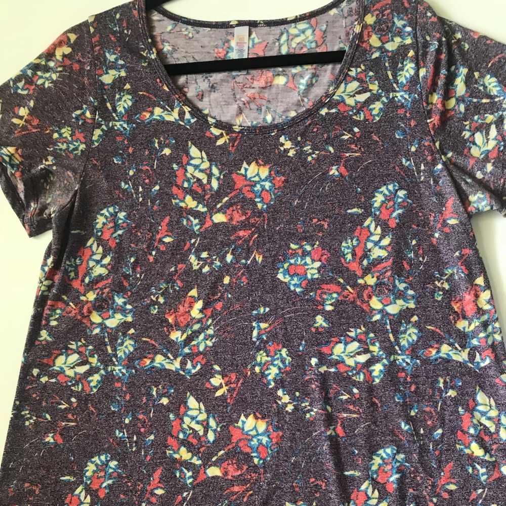 Xl LuLaRoe classic tee in vintage wash. vGUC